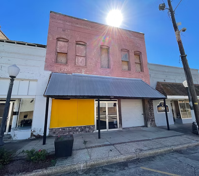 208 Louisiana Avenue — 208 Louisiana Avenue, Ferriday, LA