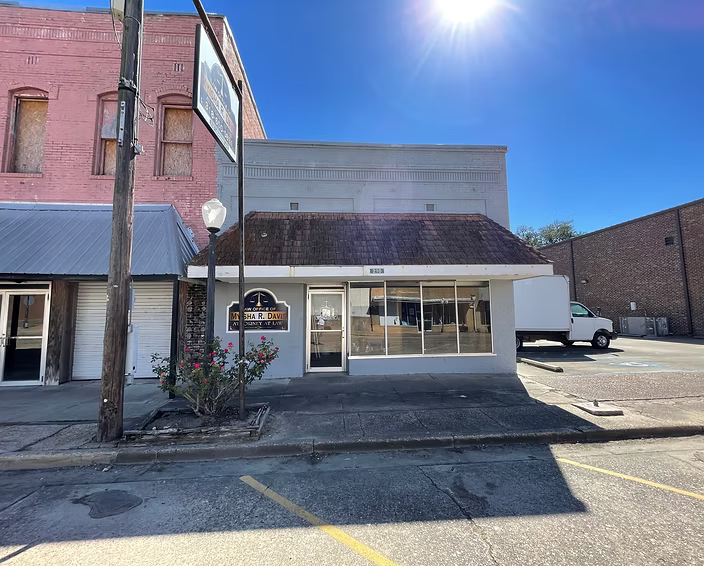 210 Louisiana Avenue — 210 Louisiana Avenue, Ferriday, LA